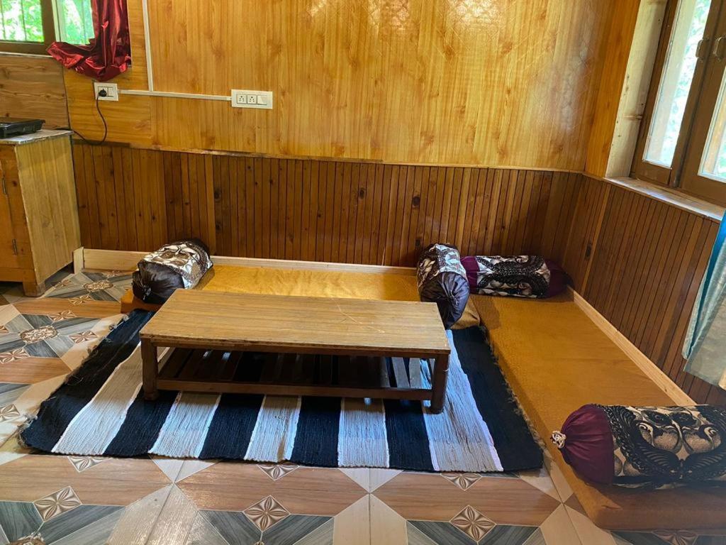 Rudrani Stays Jibhi Εξωτερικό φωτογραφία